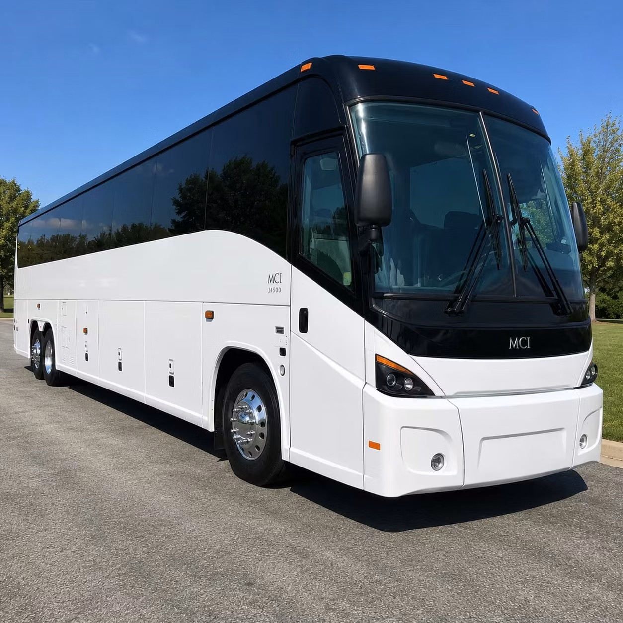 airport employee transfers between fort worth and dfw are simple with a shuttle bus