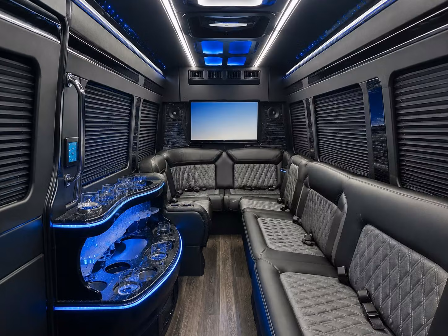 bus rental options for fort worth trips